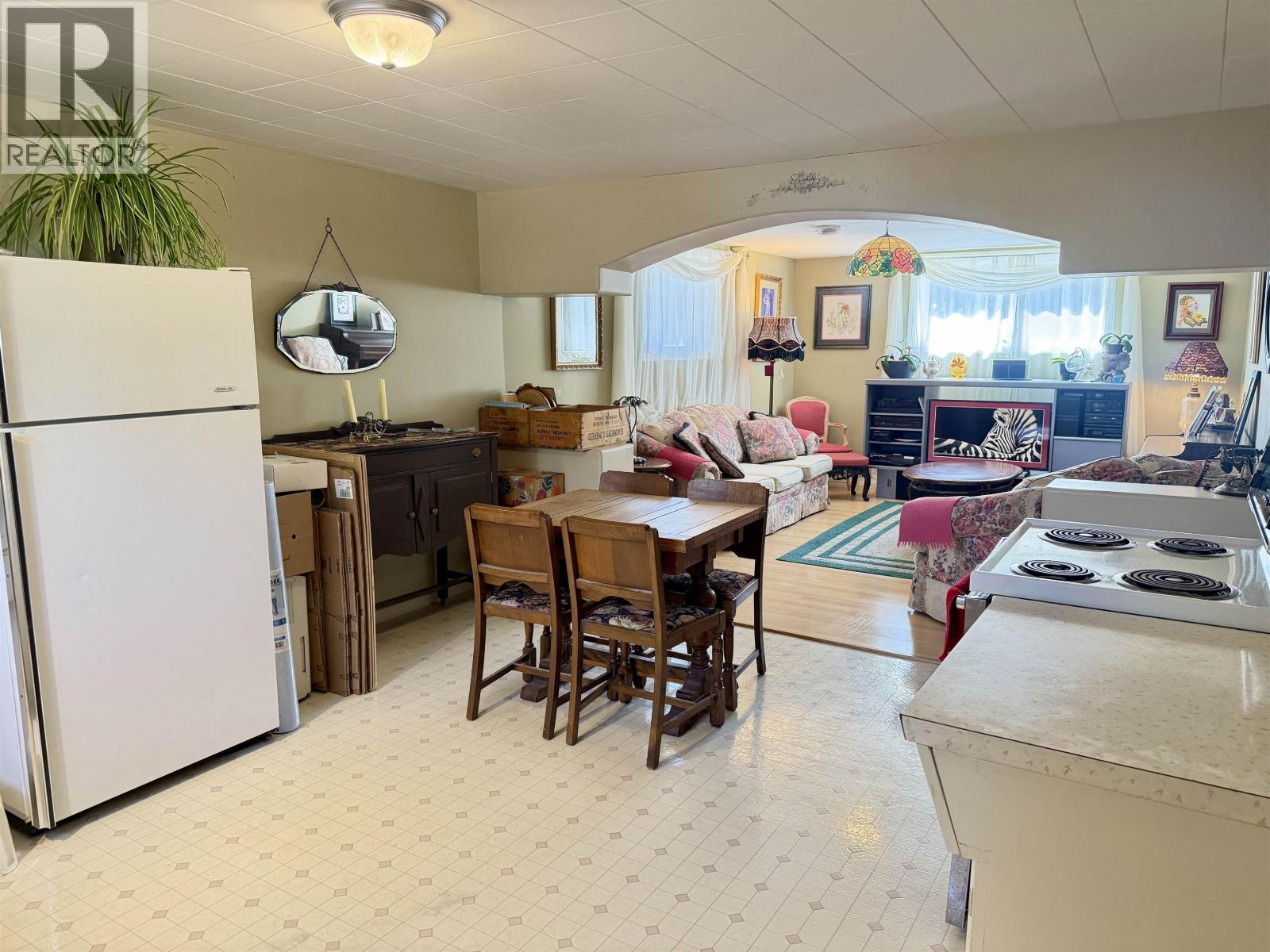 731 NECHAKO AVENUE - 34