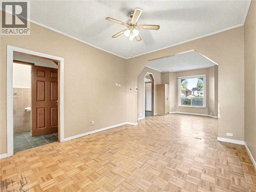 23 OAK Avenue - 8