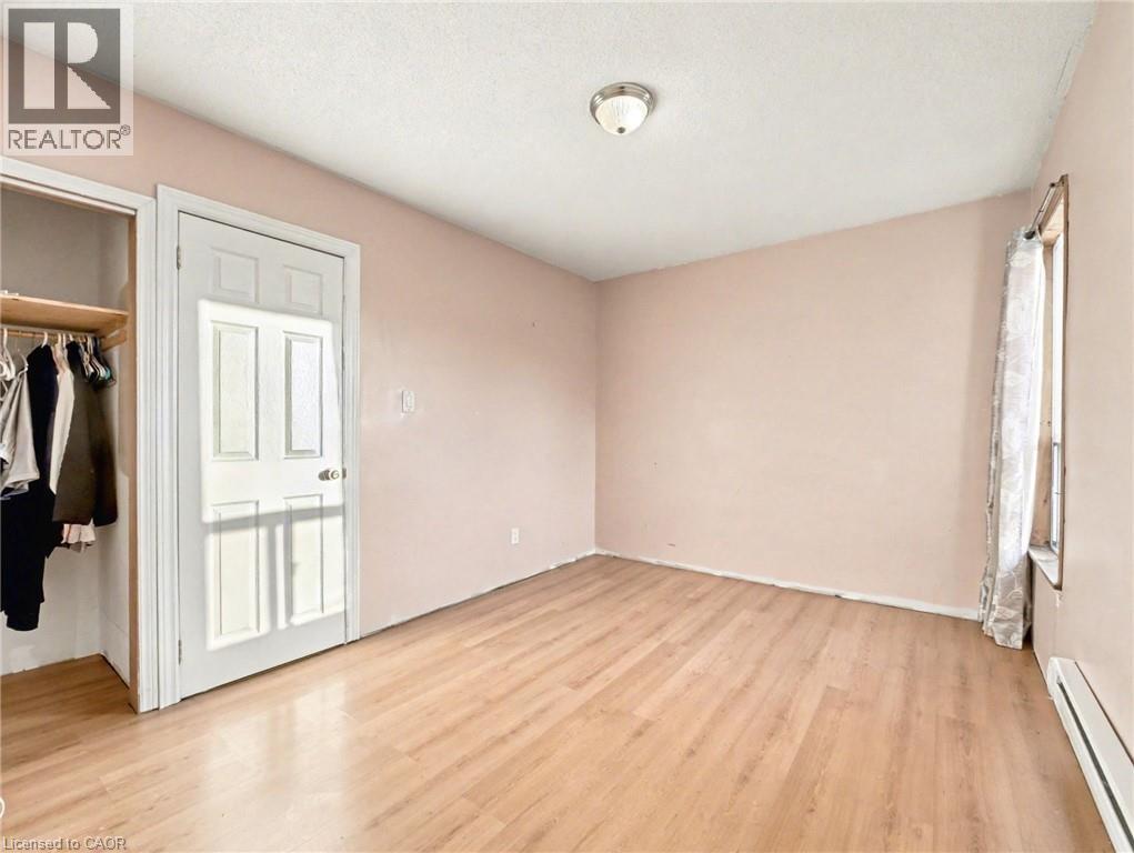 23 OAK Avenue - 28