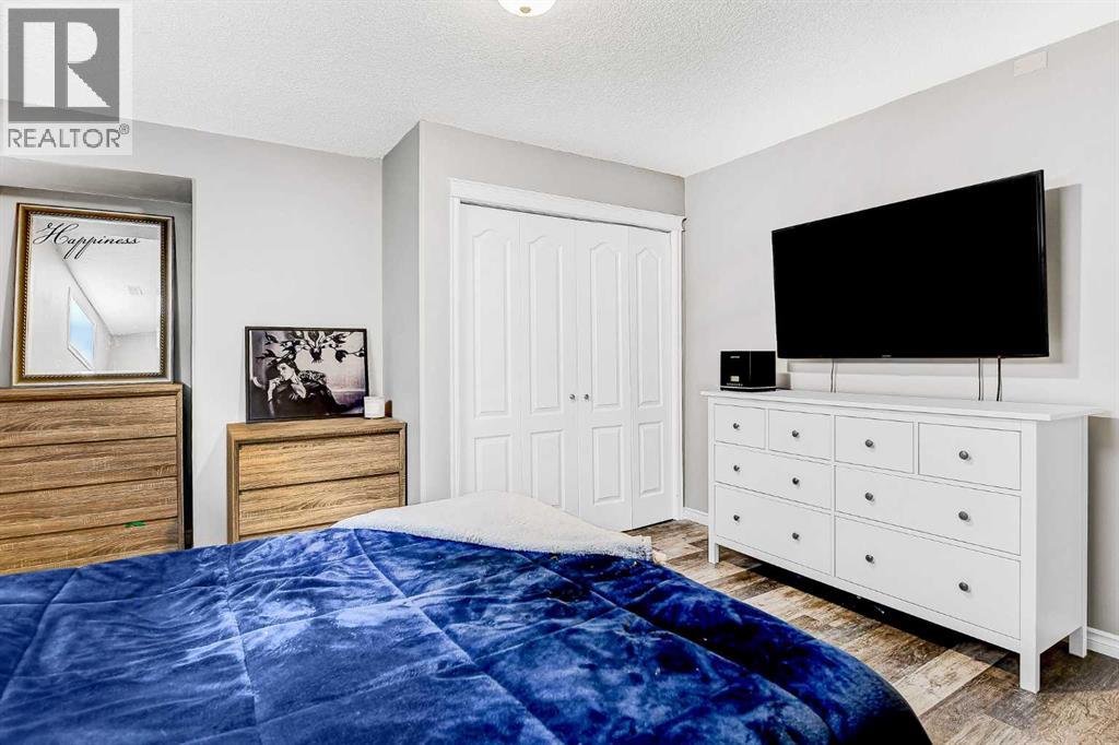 8214 115A Street — photo 29