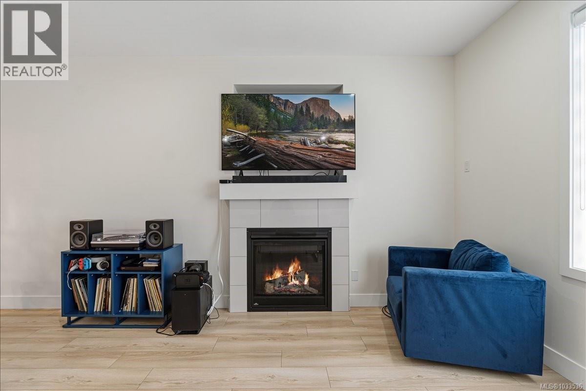 370 Avaani Way - 15