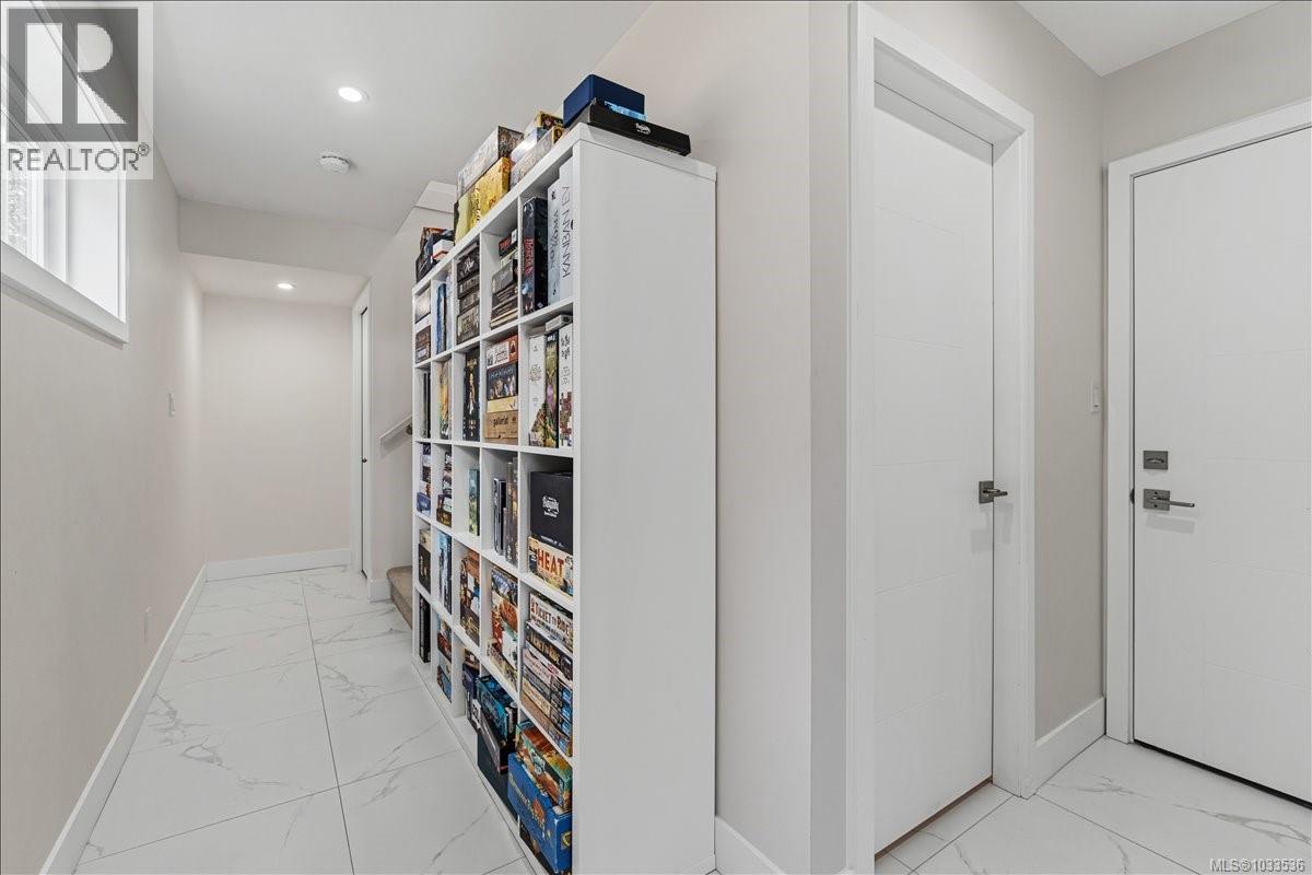 370 Avaani Way - 4