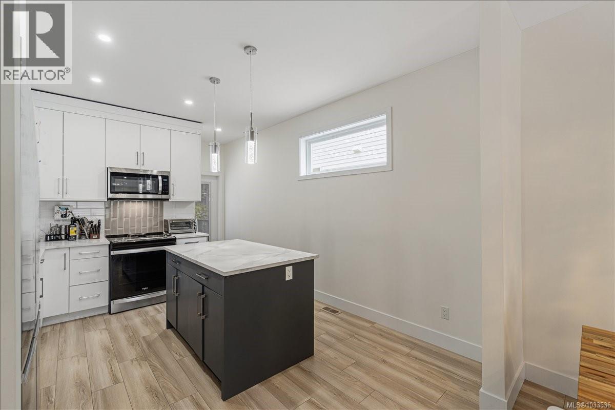 370 Avaani Way - 7