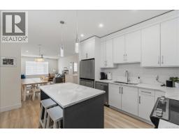 Kitchen - 370 Avaani Way, Nanaimo, BC V9L0L9 Photo 8