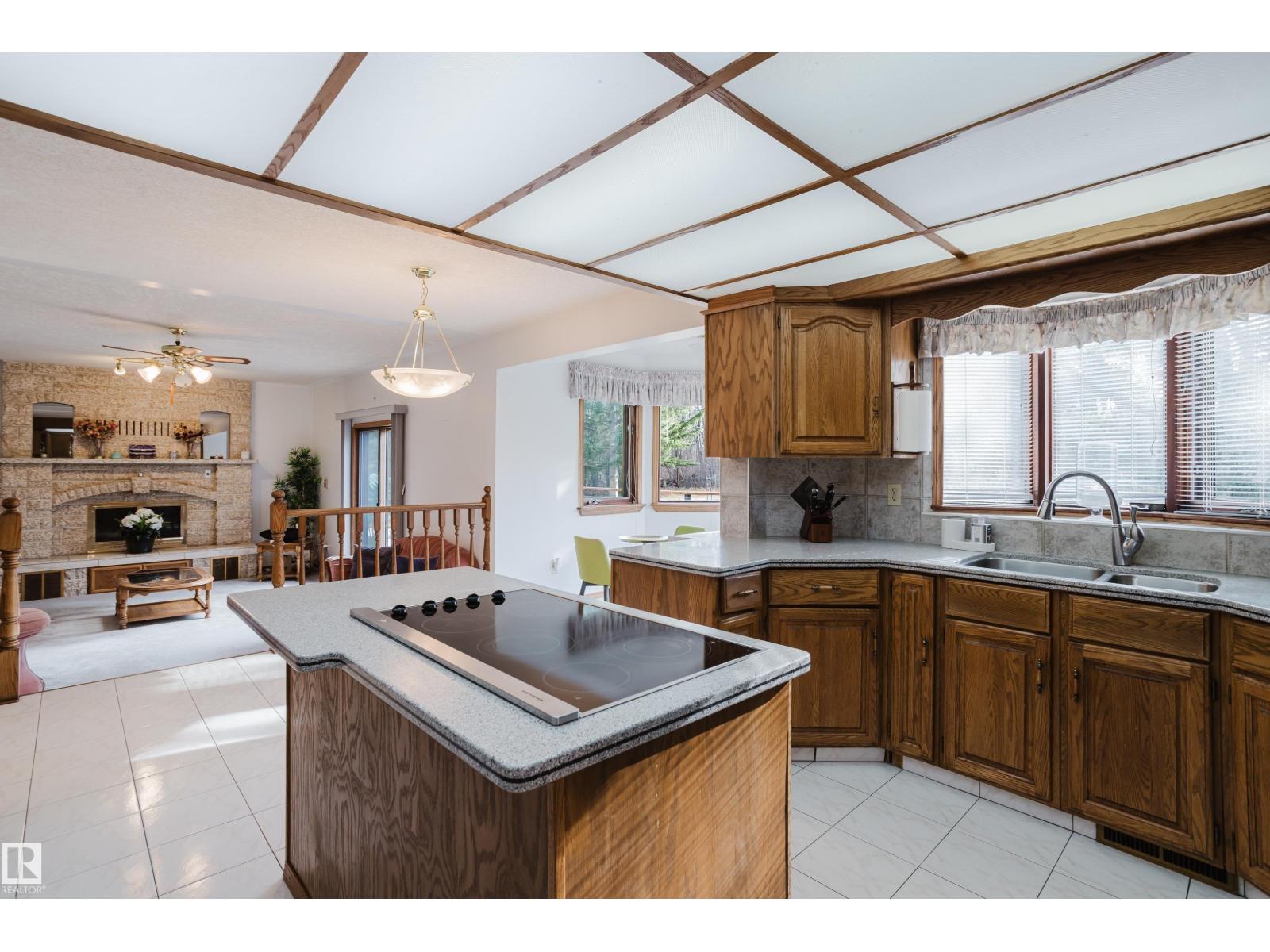 #74 23248 TWP ROAD 522, Rural Strathcona County