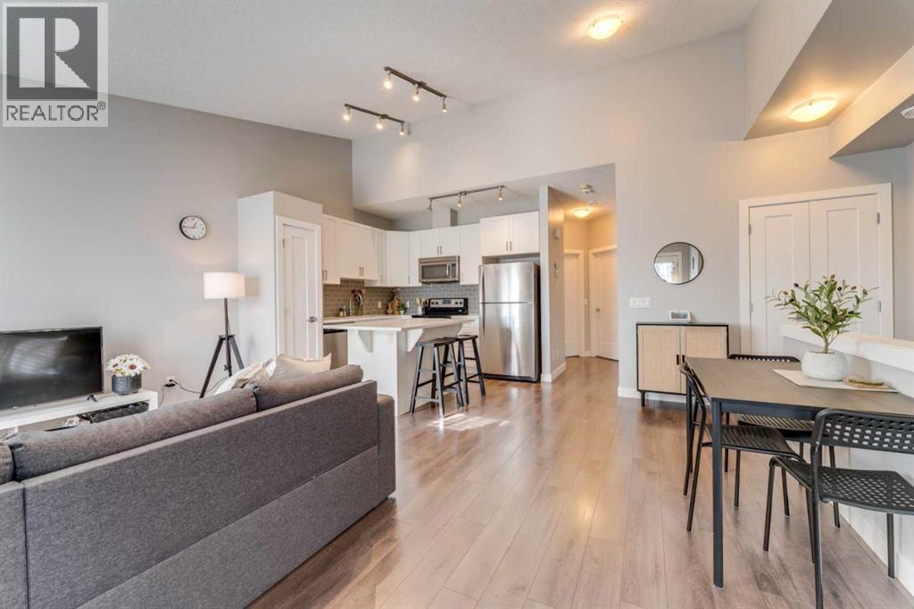 165 Evanscrest Gardens NW — photo 4