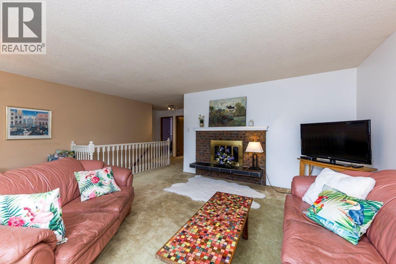 475 ORWELL STREET, North Vancouver