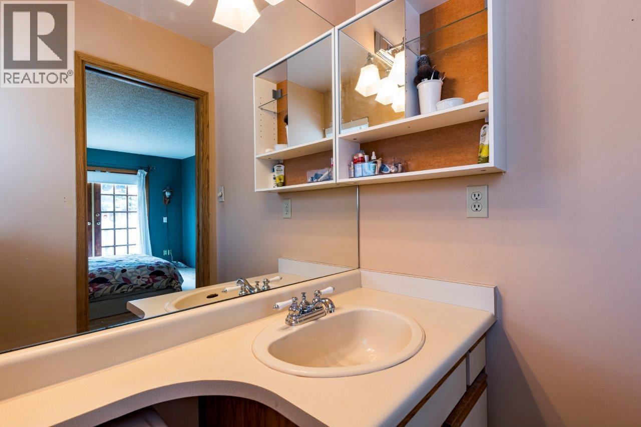 475 ORWELL STREET, North Vancouver