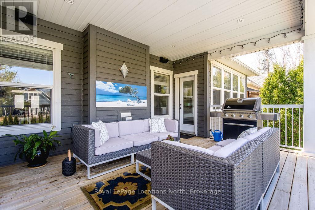 Deck off Breakfast Room