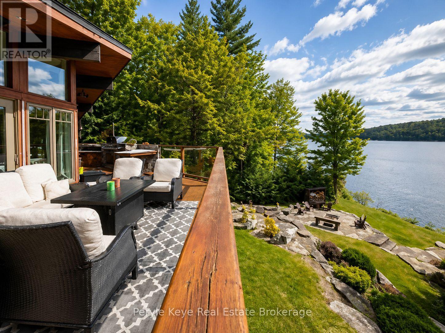 Wrap Around Deck