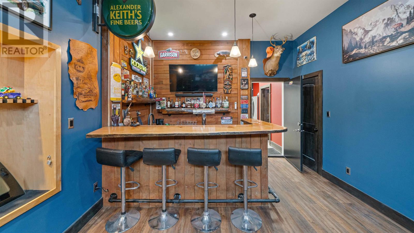 Garage Bar