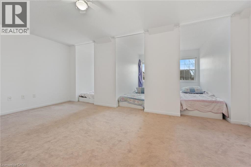 51 HUNTER Way - 24