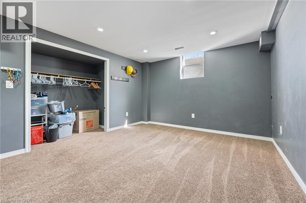 51 HUNTER Way - 35
