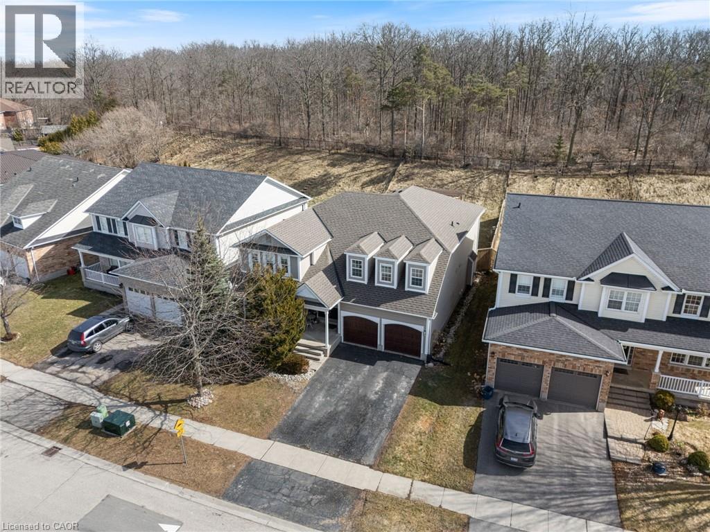 51 HUNTER Way - 4