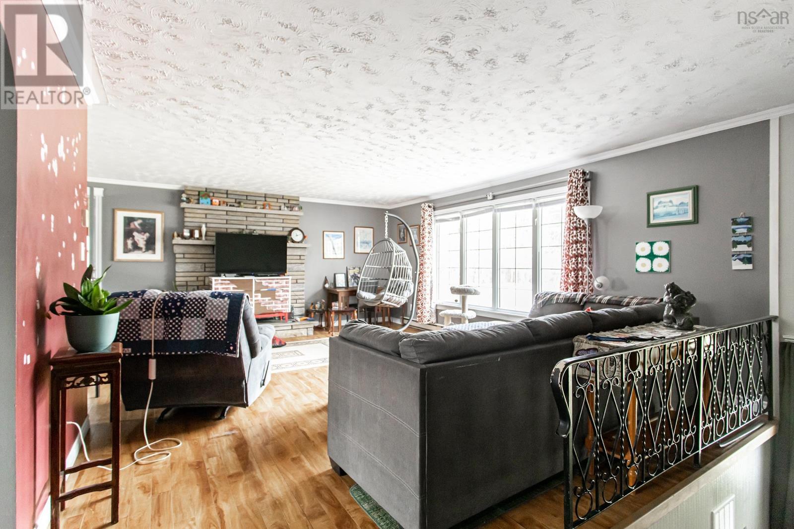 Property 8 of 22 of 10456 Highway 201