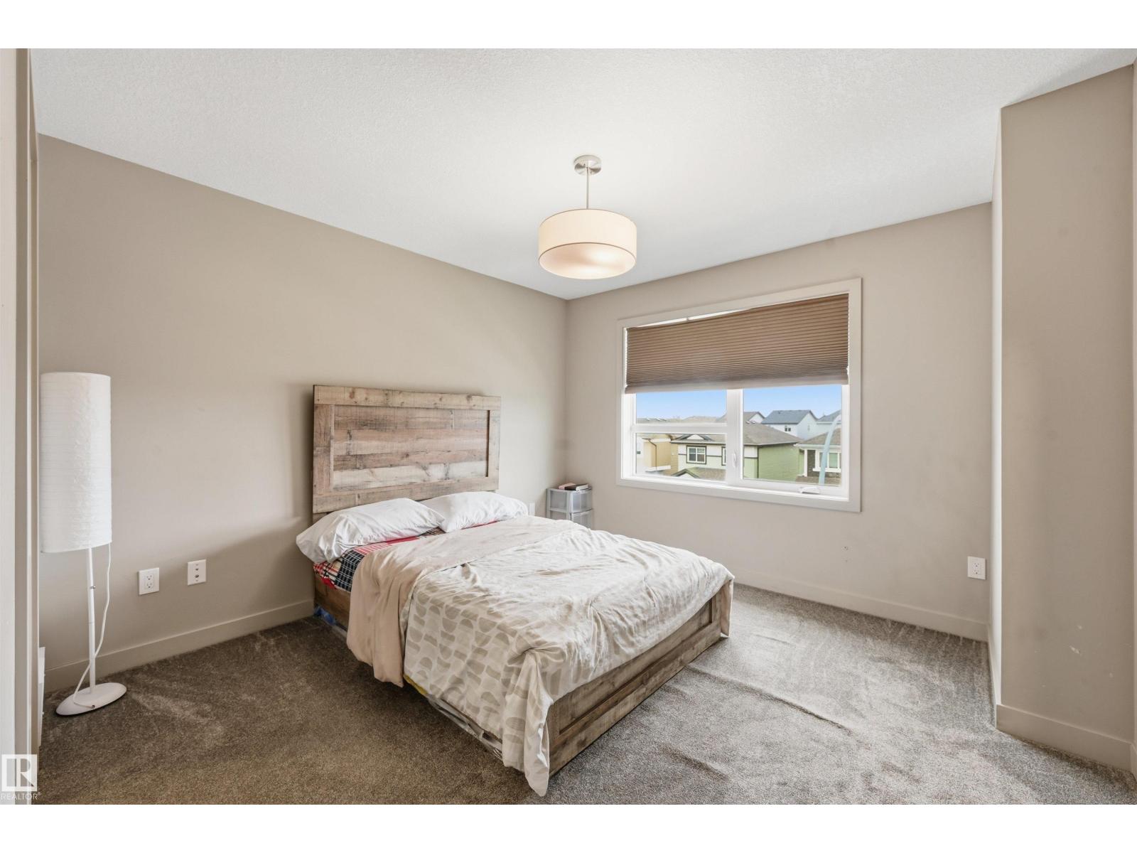 #5 17635 58 ST NW NW, Edmonton