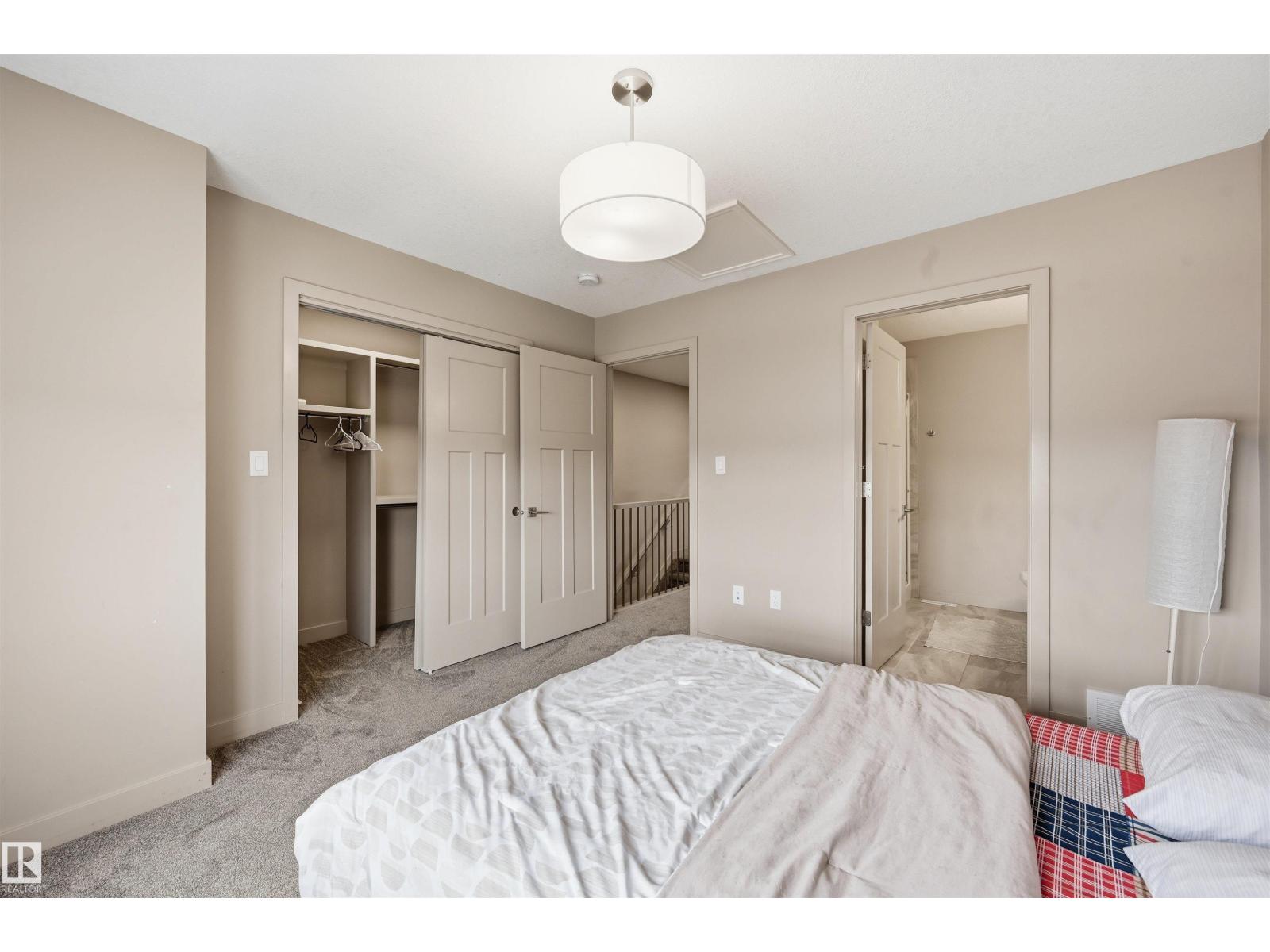 #5 17635 58 ST NW NW, Edmonton