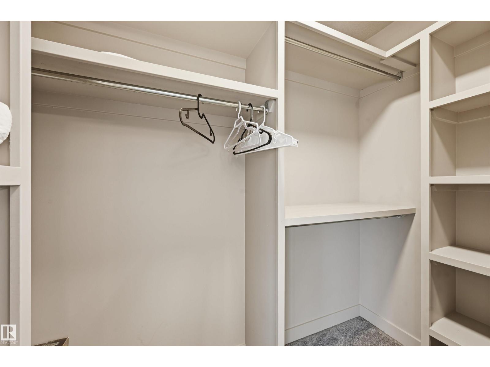 #5 17635 58 ST NW NW, Edmonton