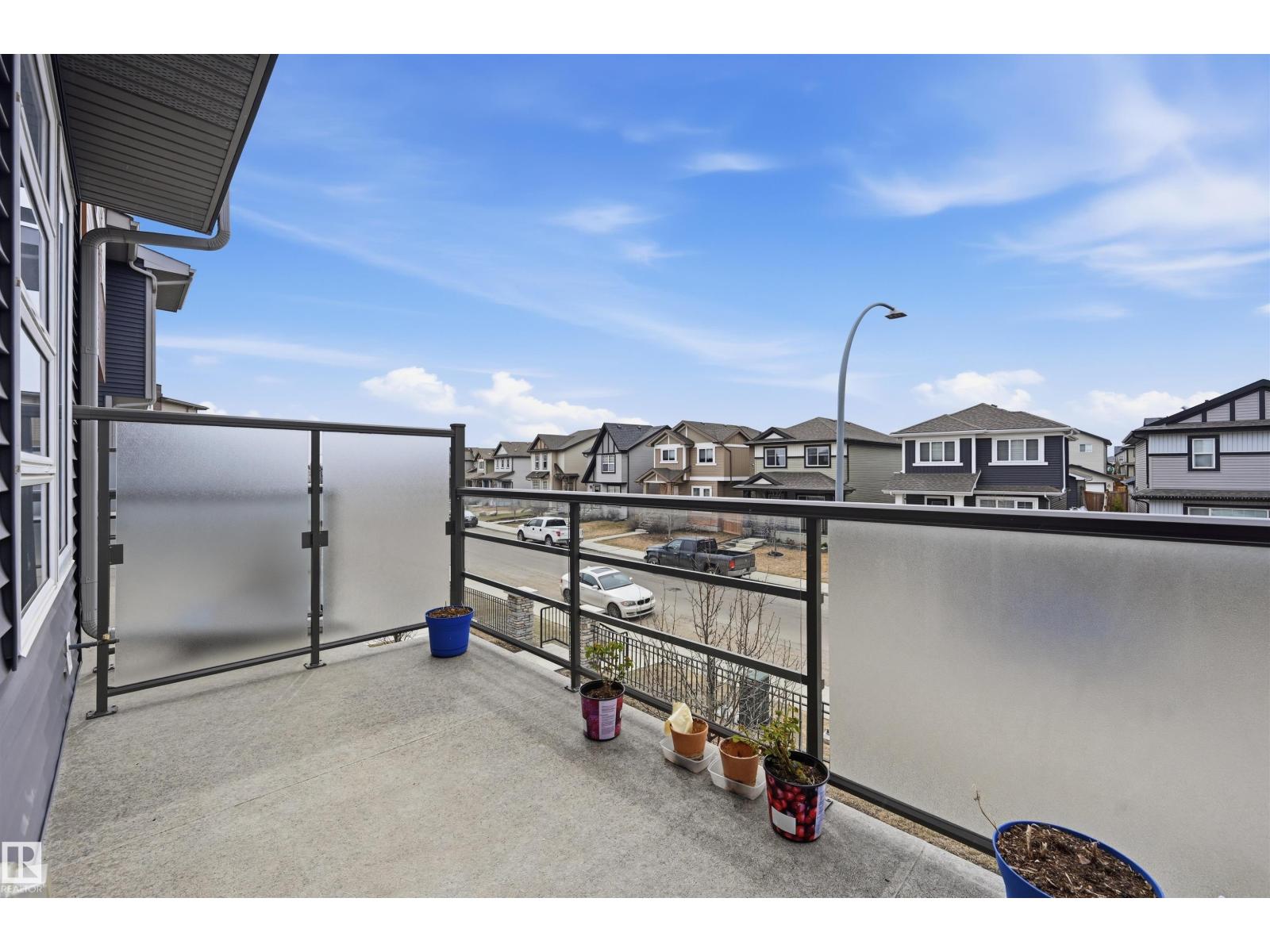 #5 17635 58 ST NW NW, Edmonton