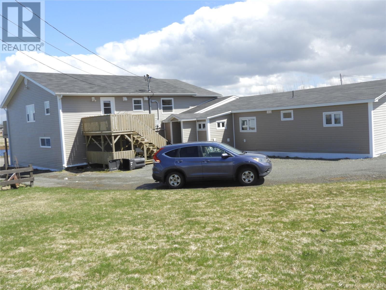 15 Barrisway Road — photo 2