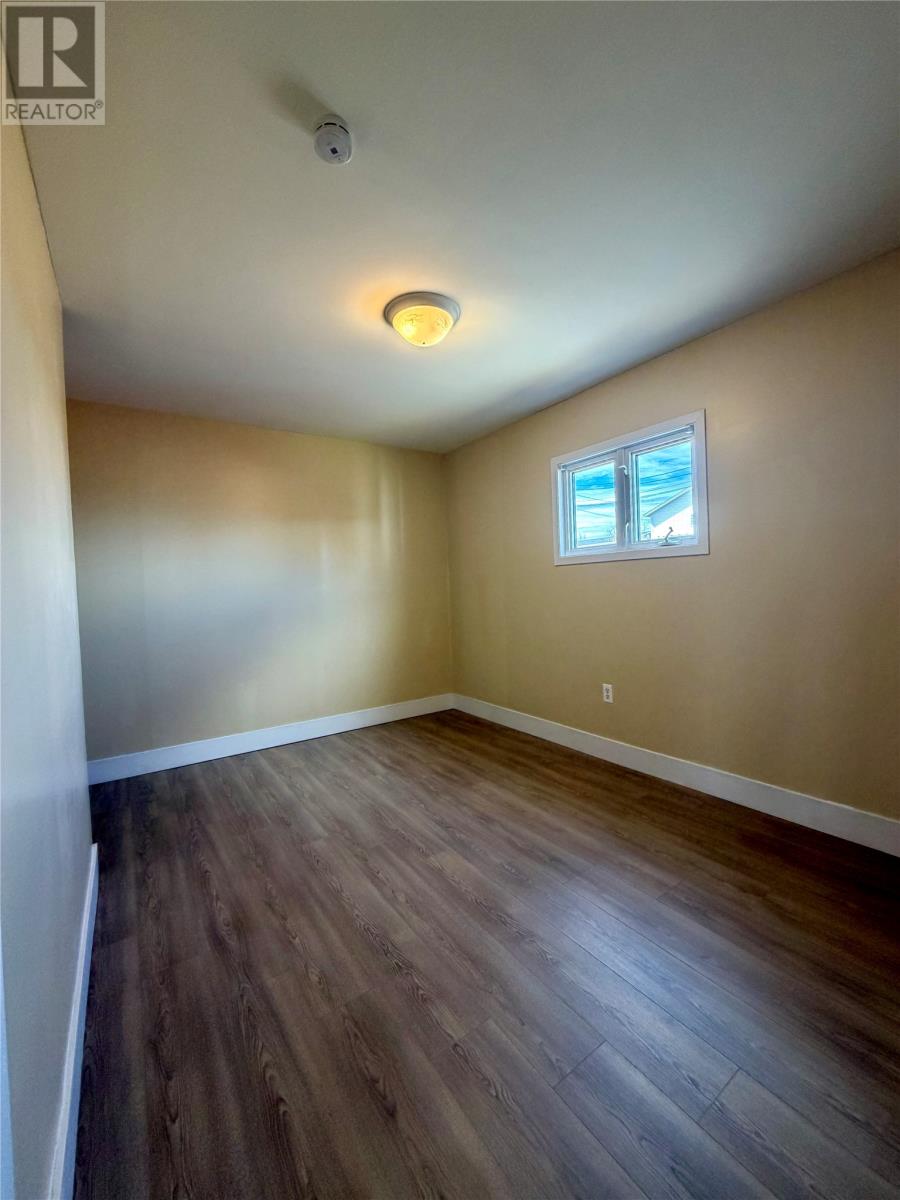 15 Barrisway Road — photo 32