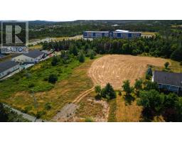 7 Watts Pond Road thumbnail 6