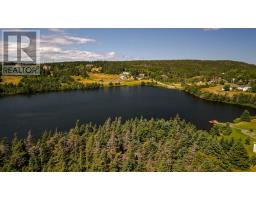 7 Watts Pond Road thumbnail 9
