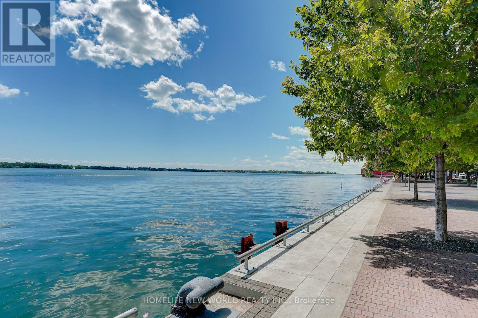 #1906 15 QUEENS QUAY E - 10