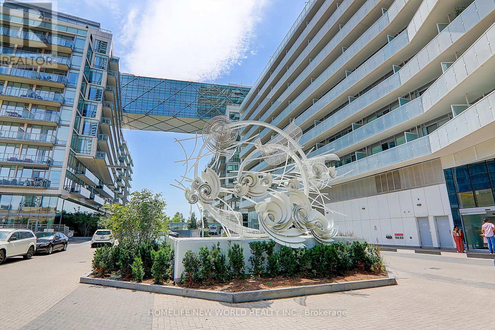 #1906 15 QUEENS QUAY E - 5