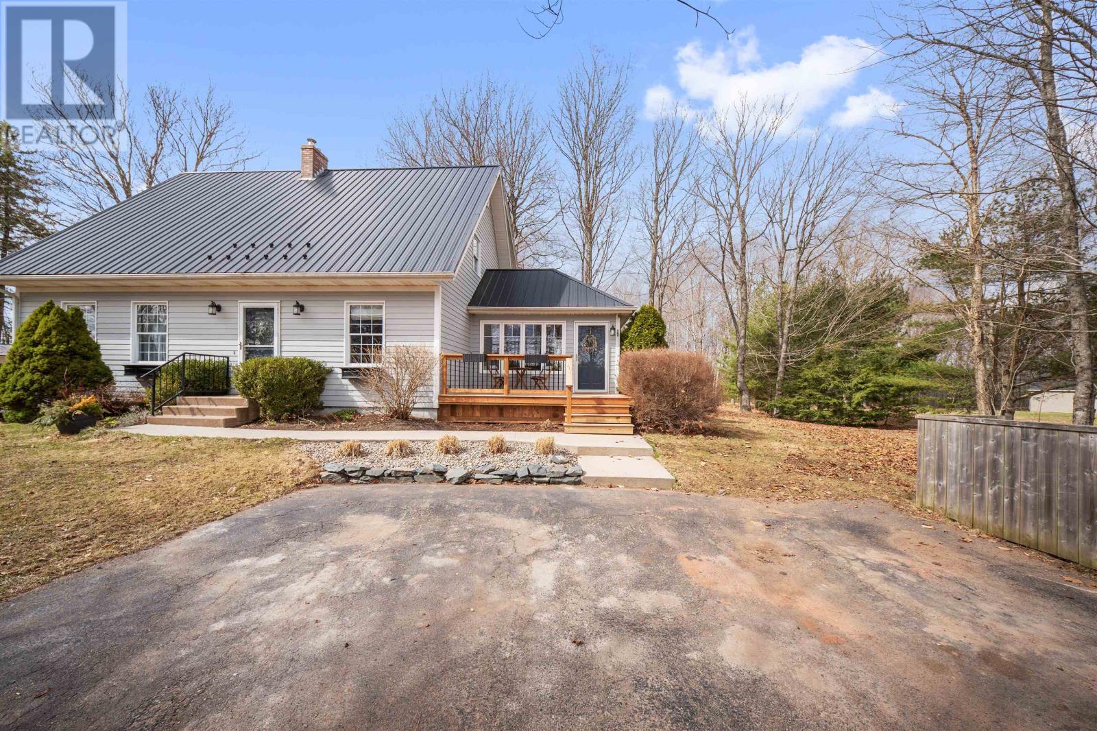 93 Sunnyside Road - 35