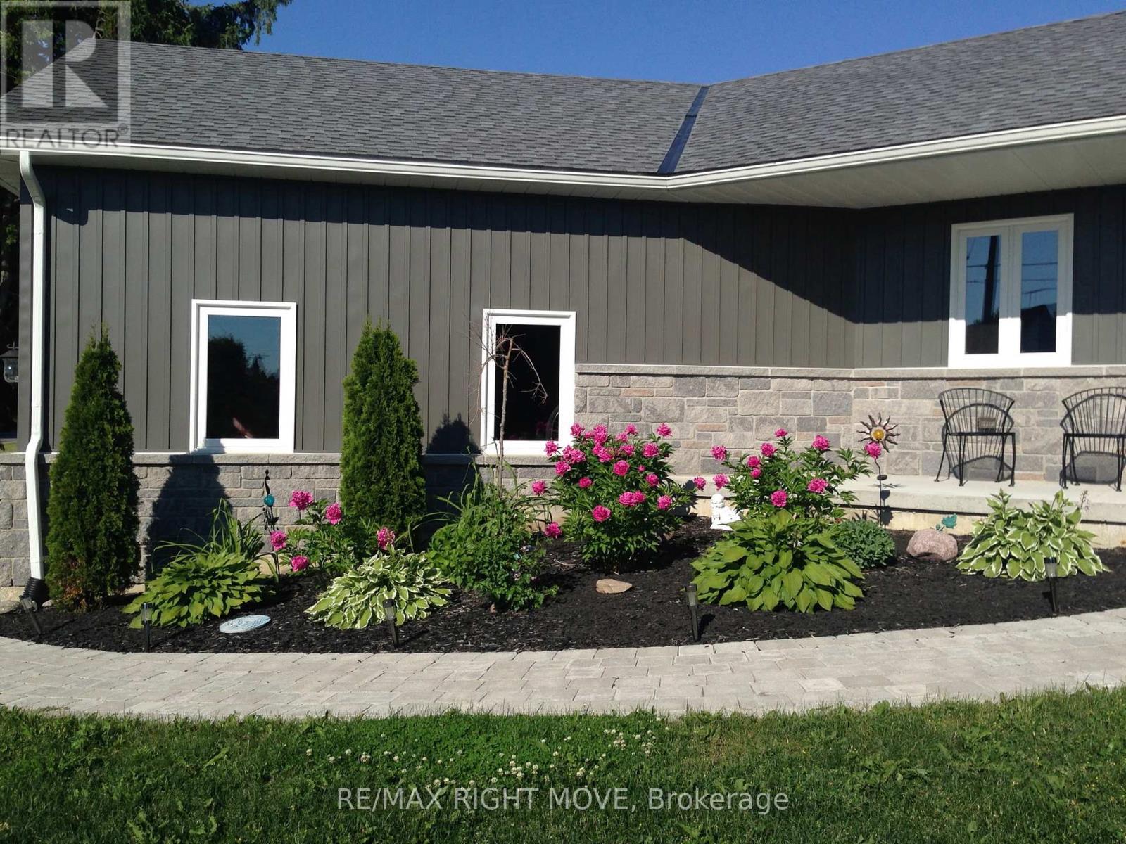 Curb Appeal-Front walkway garden