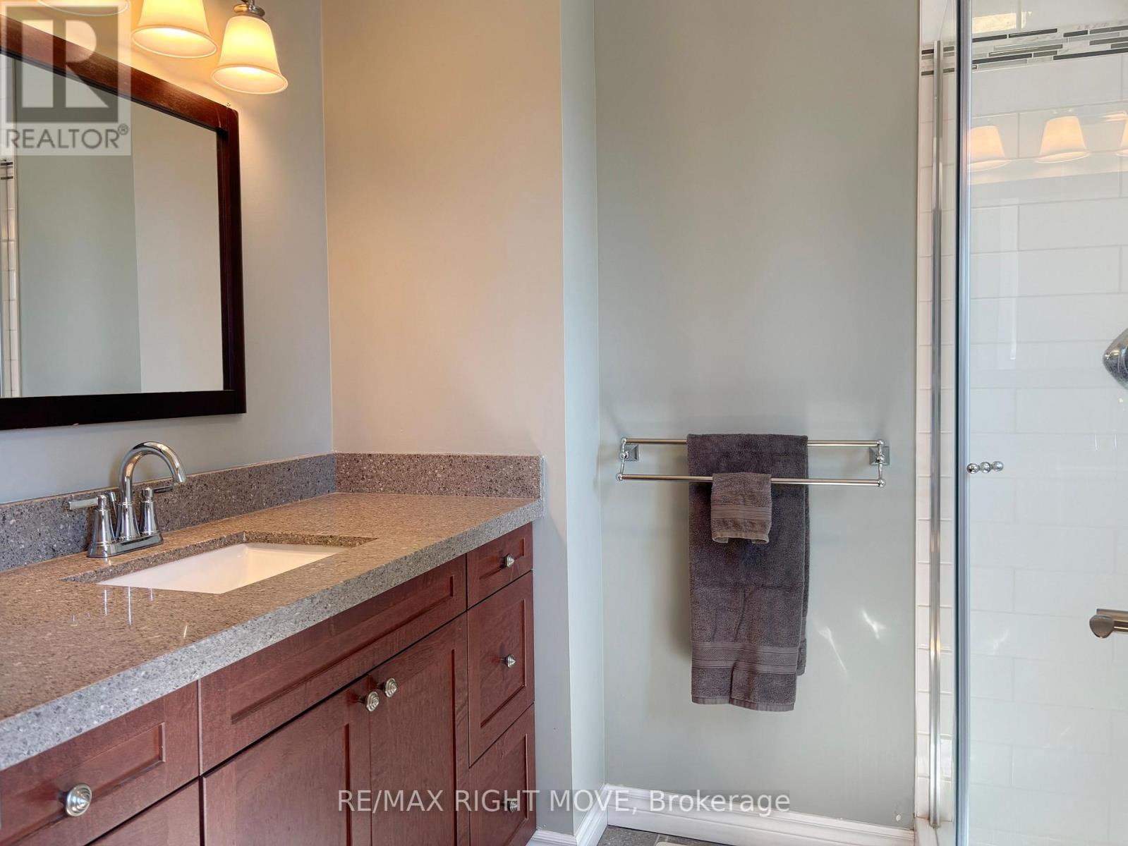 3 pc ensuite