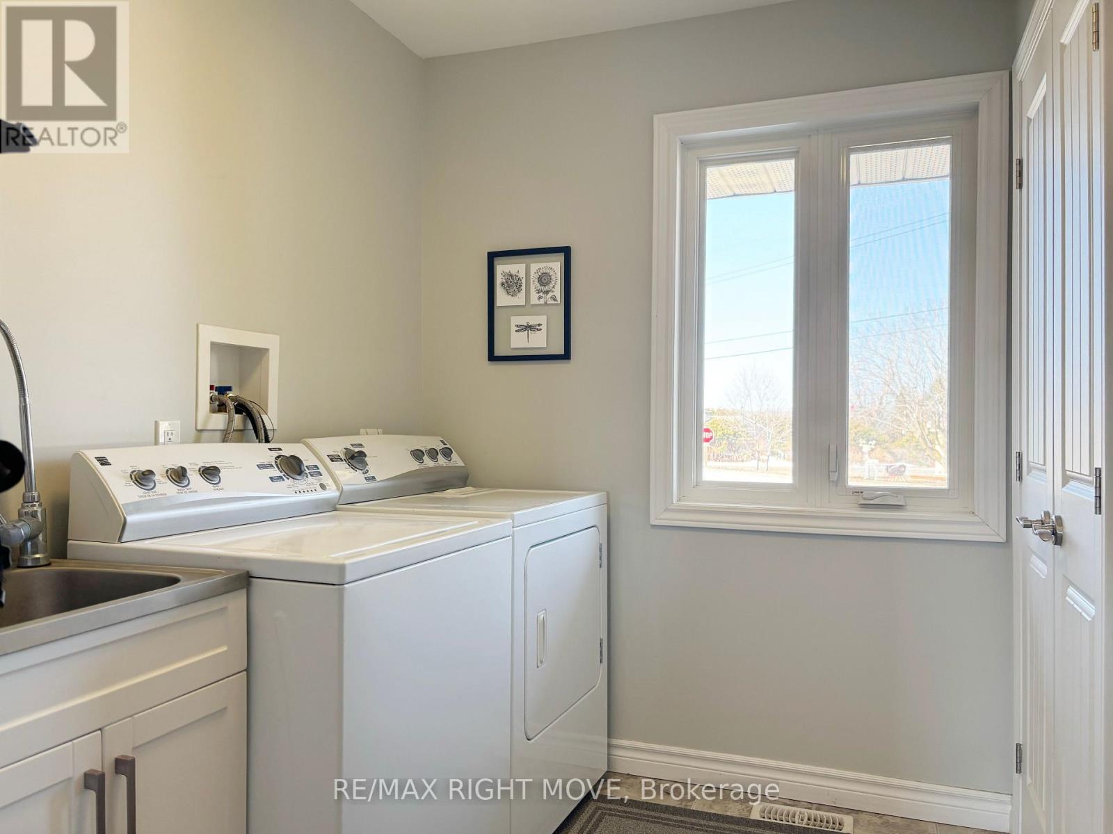 Main floor laundry off garage/kitchen
