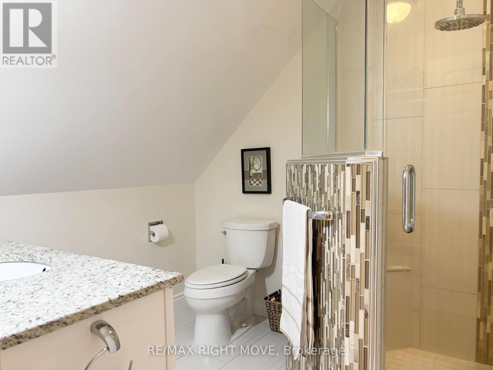Primary ensuite