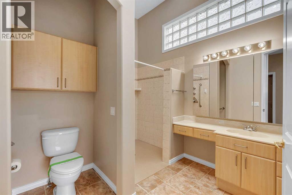 56 Royal Abbey Rise NW — photo 31