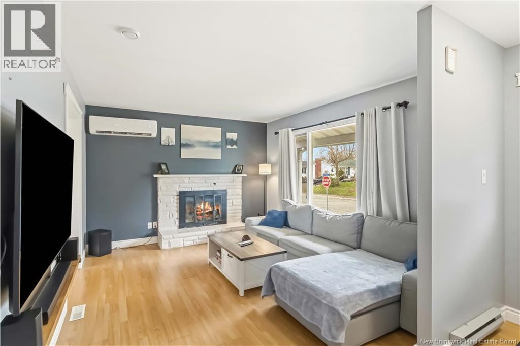 14 Finnamore Street — photo 3