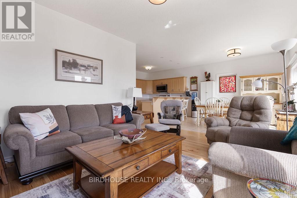 316 BLACKSMITH WAY - 13