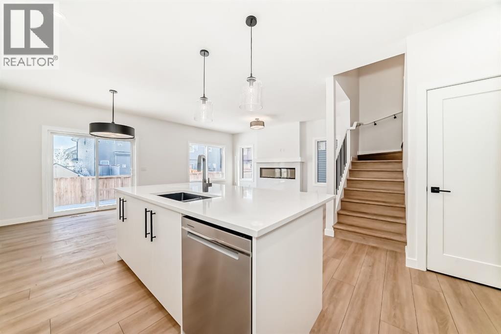 191 Walgrove Manor SE — photo 4