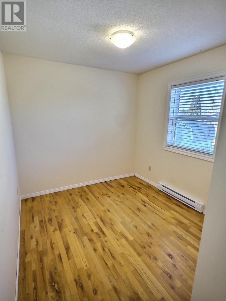 80 Carrick Drive — photo 9