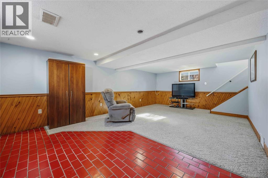128 ALEXANDRA AVENUE, Point Edward, Ontario, N7V1C2 — Photo 24