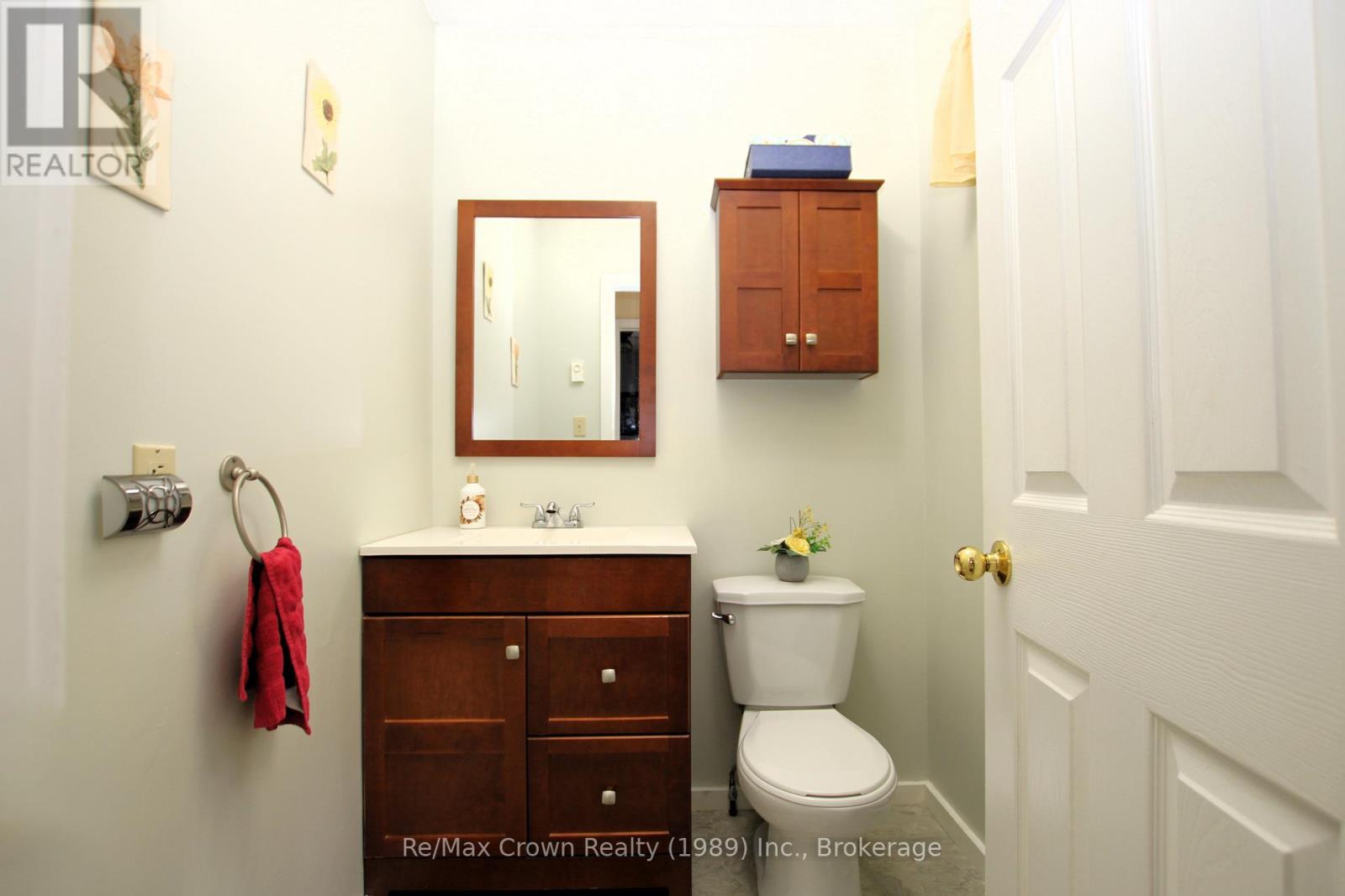 2nd floor 2pc bath