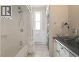 94 Newton Unit# A, photo 17