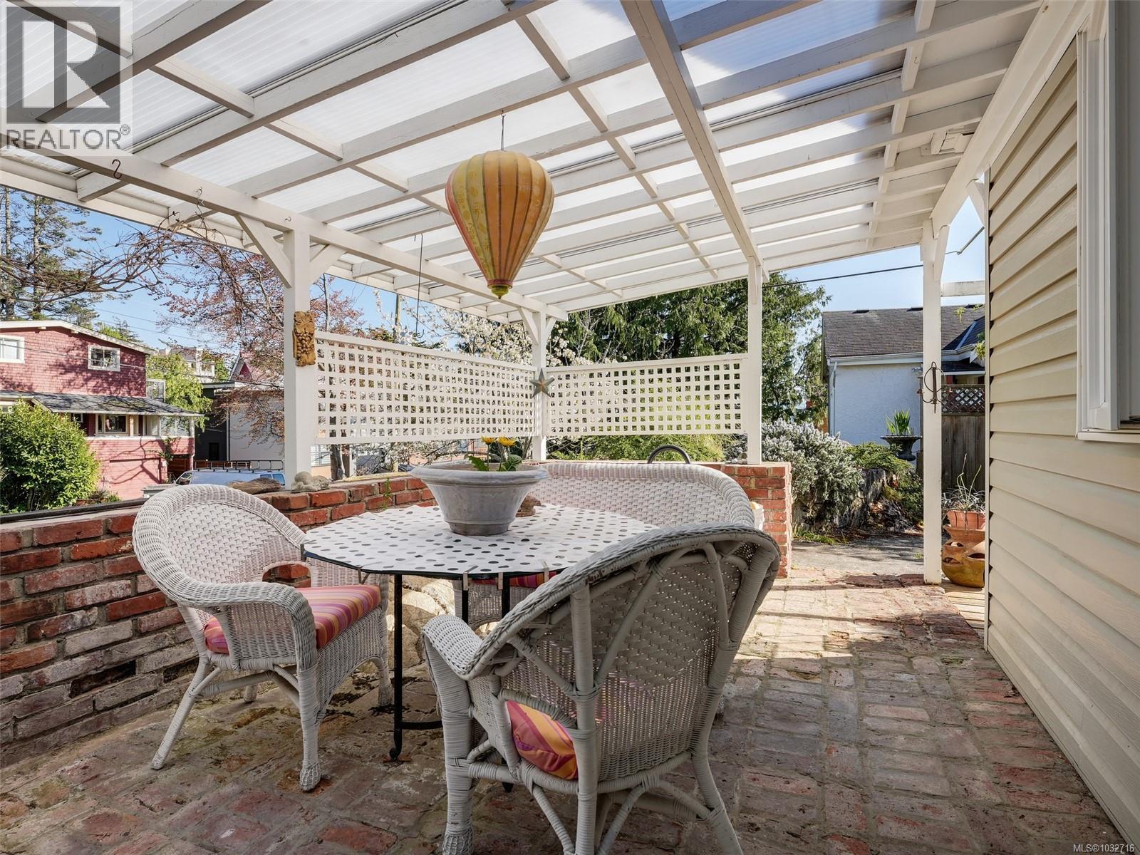  464 Nelson Street, Esquimalt