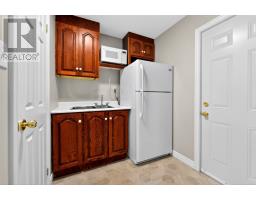 288 Lemarchant Road thumbnail 4