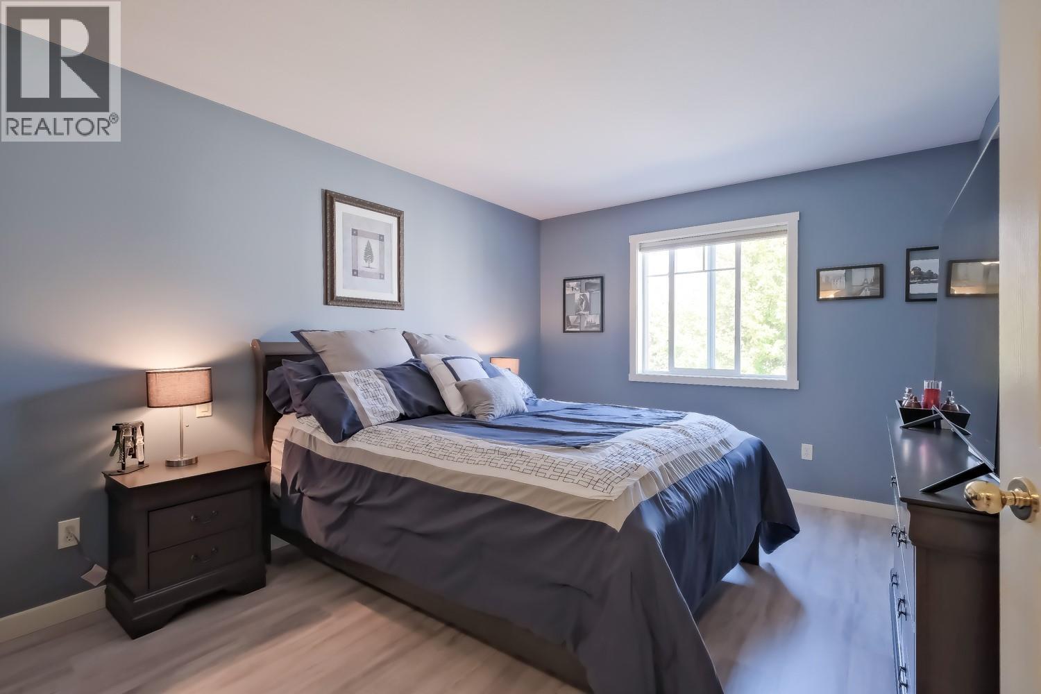 2 2175 Shannon Ridge Drive, West Kelowna