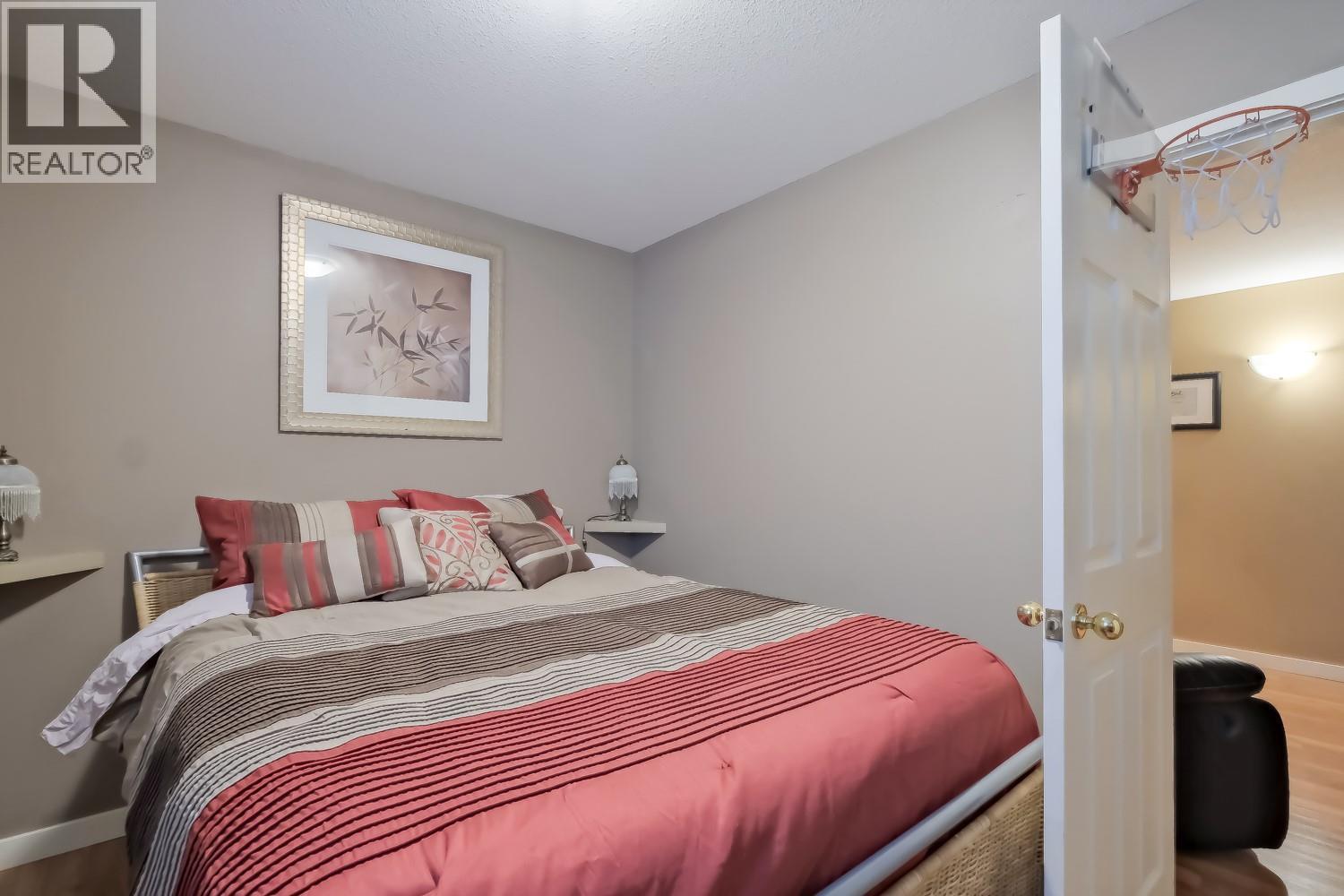 #2 2175 Shannon Ridge Drive - 20