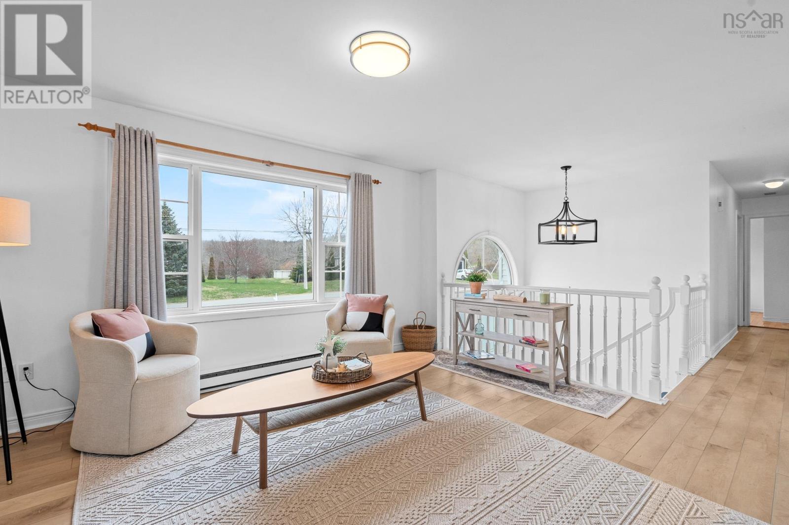 Property 10 of 49 of 1030 Club Crescent