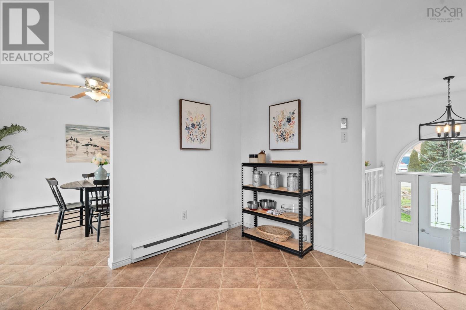 Property 16 of 49 of 1030 Club Crescent