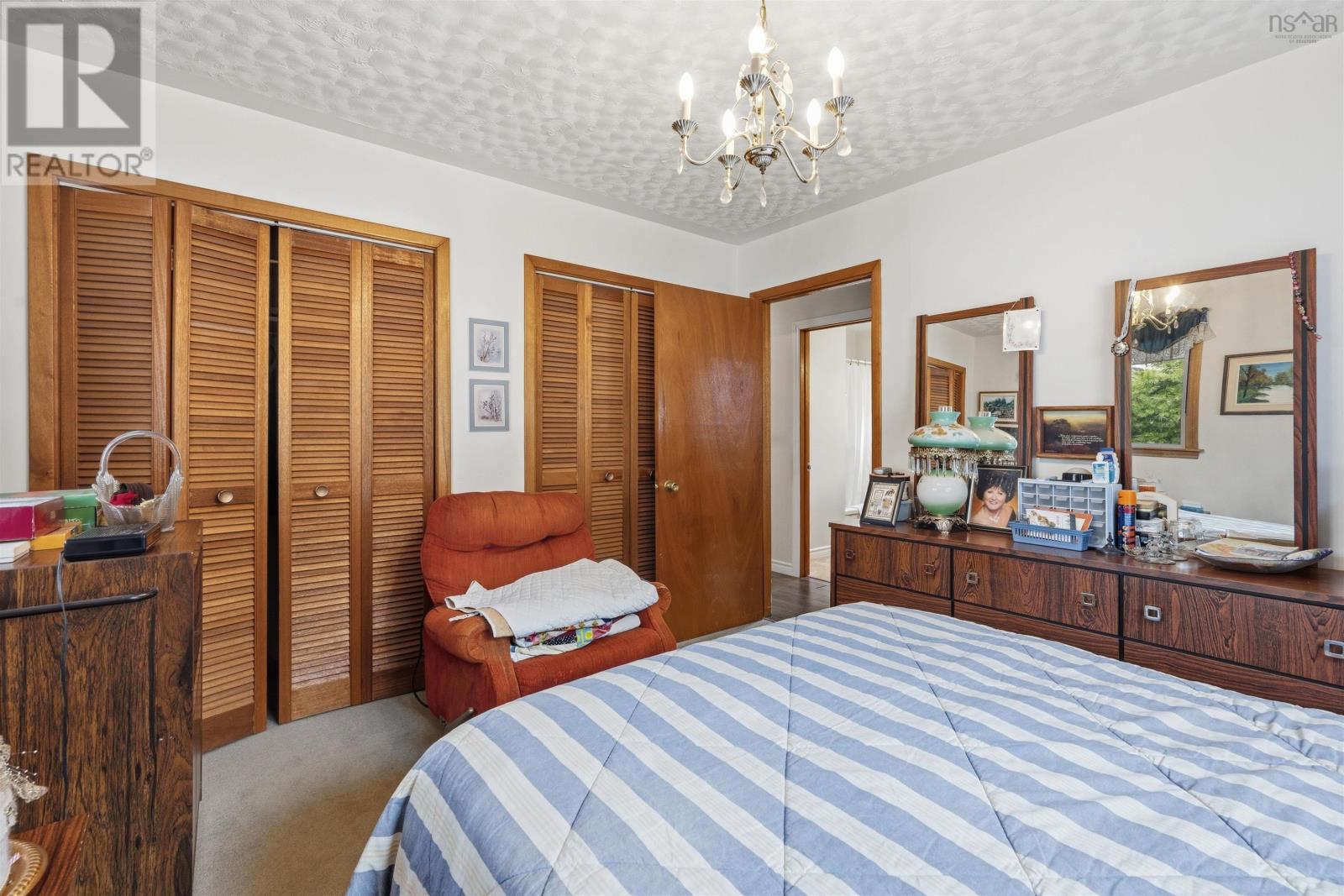 Property 15 of 33 of 8 Polara Drive