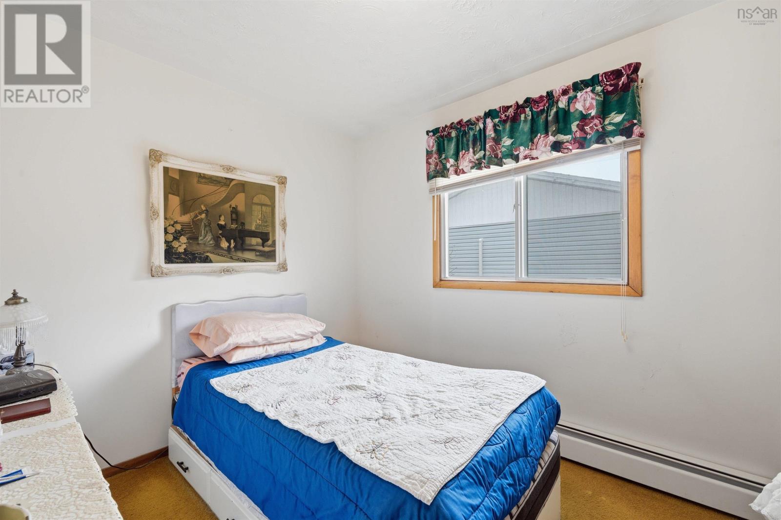 Property 11 of 33 of 8 Polara Drive